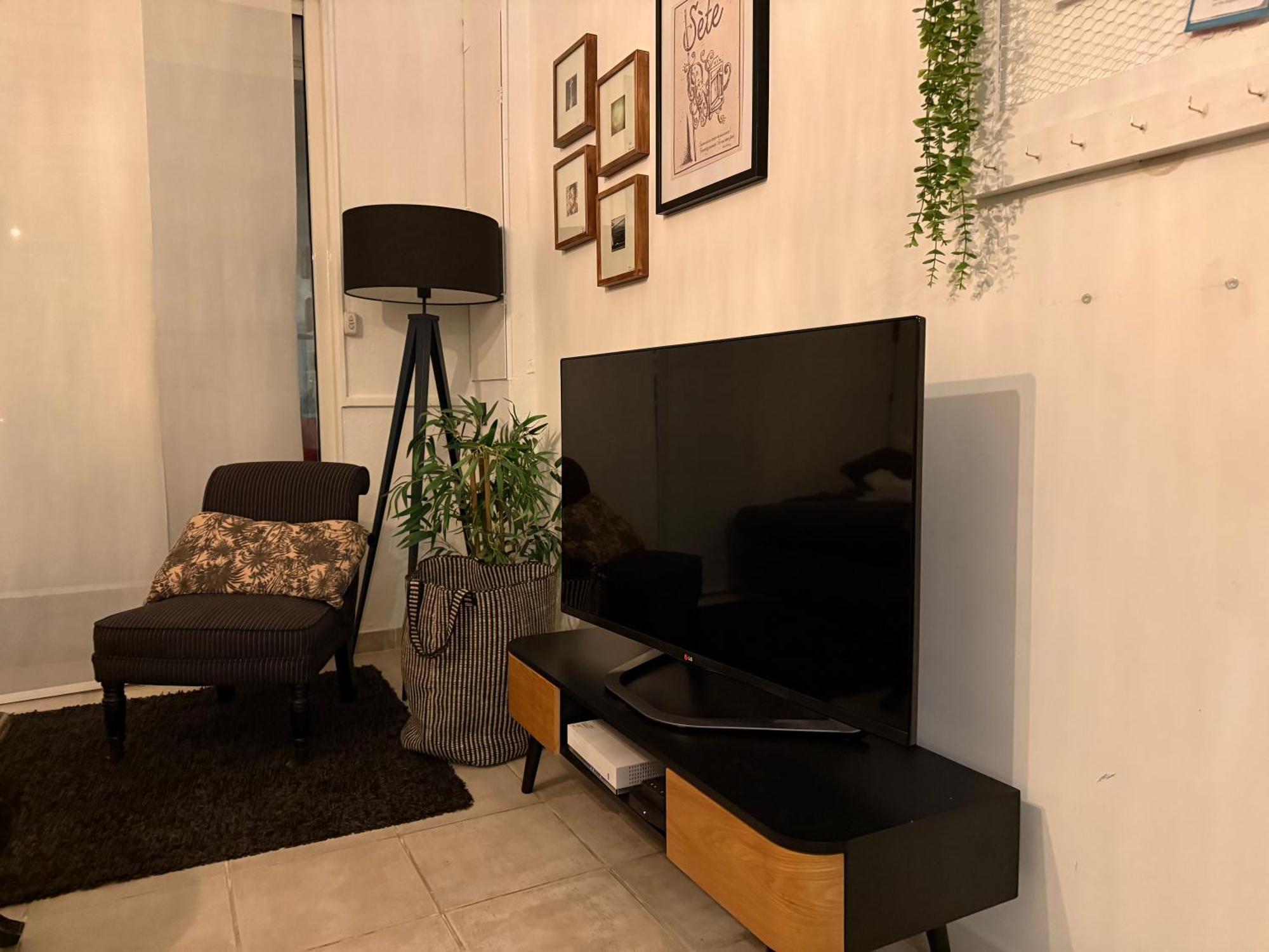 Le J&J Appartement Spacieux Climatise En Centre Ville Sète Dış mekan fotoğraf
